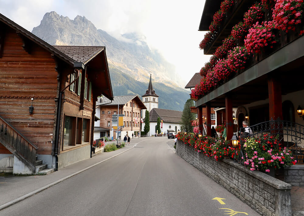 More to explore_grindelwald